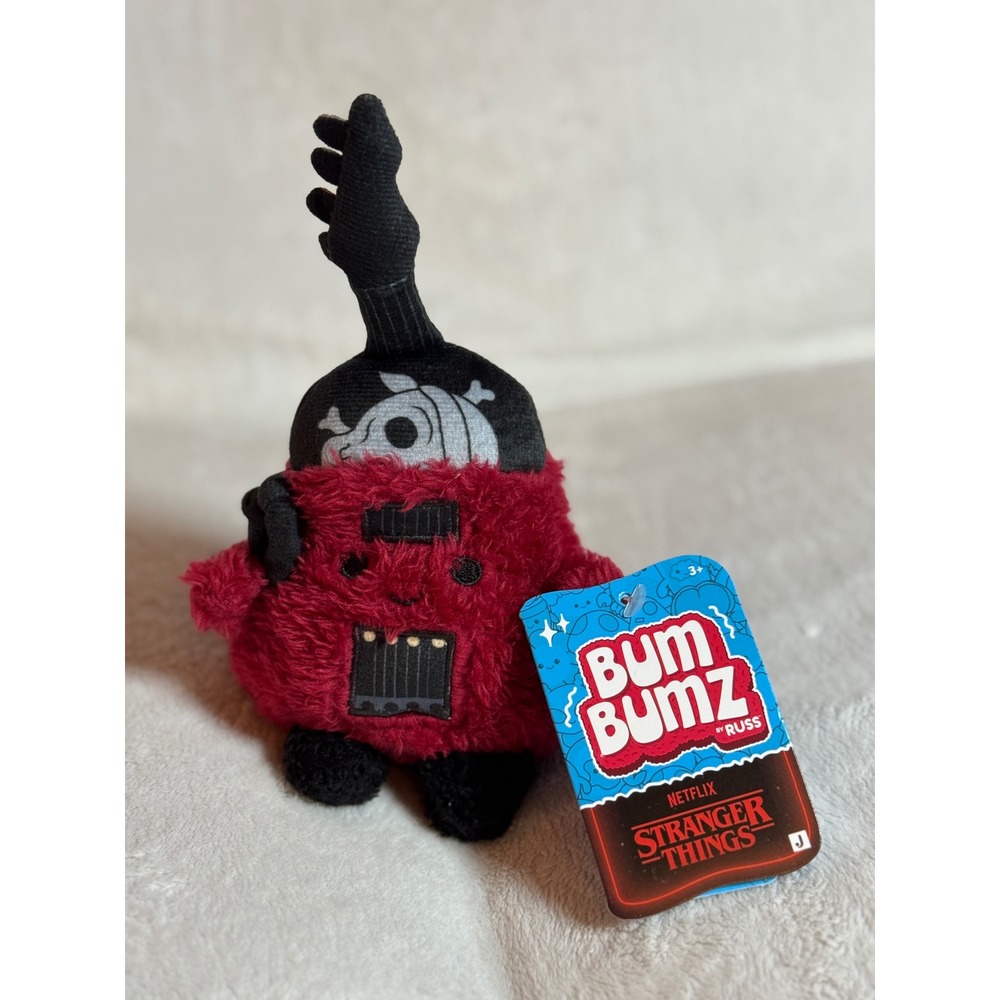 Bum Bumz Netflix STRANGER THINGS Jazwares EDDIE'S GUITAR Red & Black Plush NEW